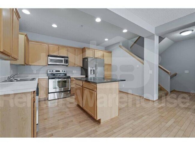 Photo - THE LAKES - 2 Bedroom Townhome