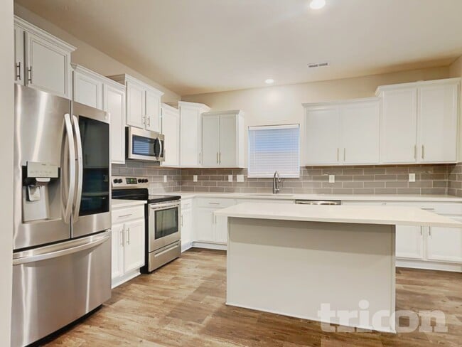 Photo - 1614 Danielle Rd