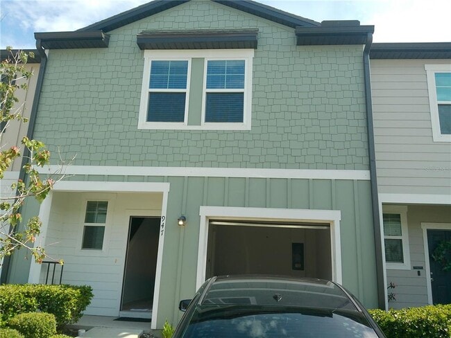 Building Photo - 947 Grandin St Rental