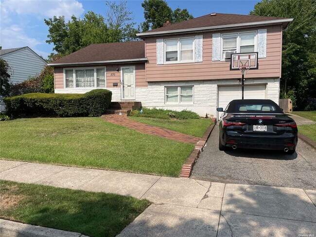 570 Church Ave