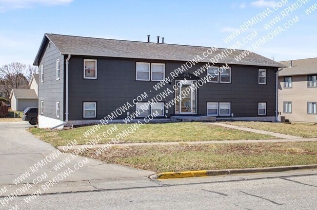 Building Photo - 1411 Georgia Ave Unit 2