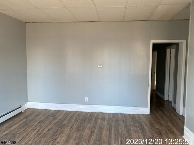 Photo - 135 N 14th St