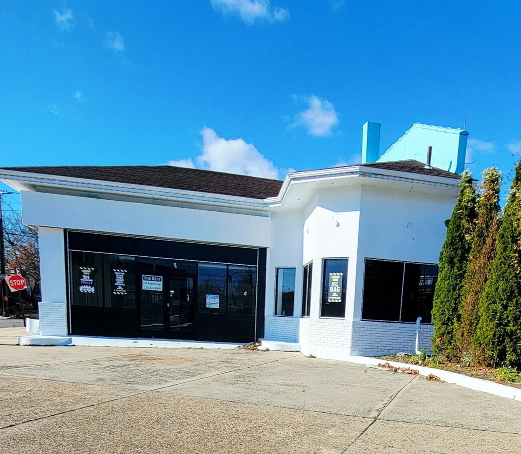 Photo - 3948 N Broad St