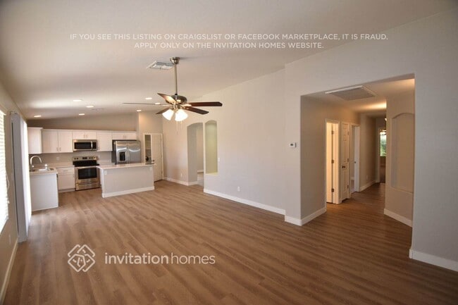 15816 W Apache St