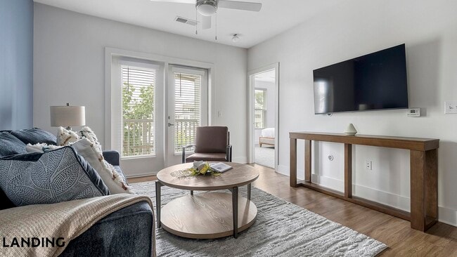 Photo - 5209 Craftsman Dr Unidad 300-410