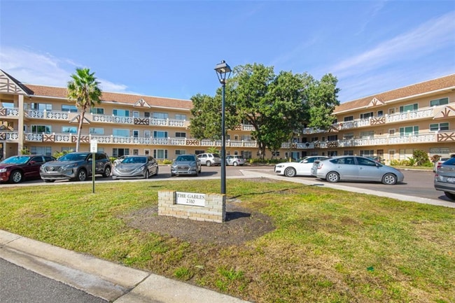 Photo - 2310 Denmark St