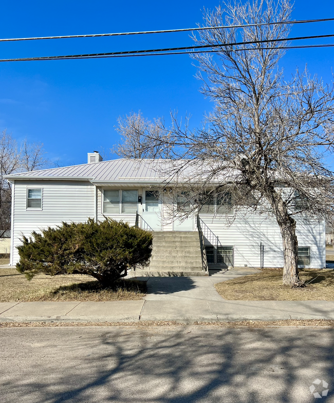 Building Photo - 620 27th St N Unit 620 Rental