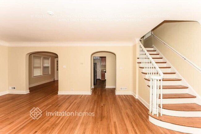 Photo - 9201 S Claremont Ave