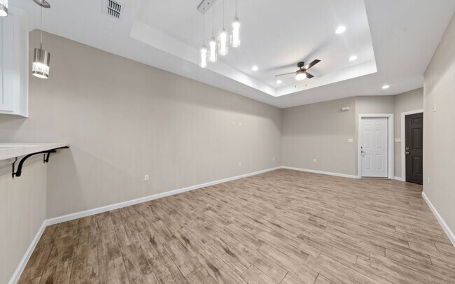 Photo - 1117 W Escondido Ln