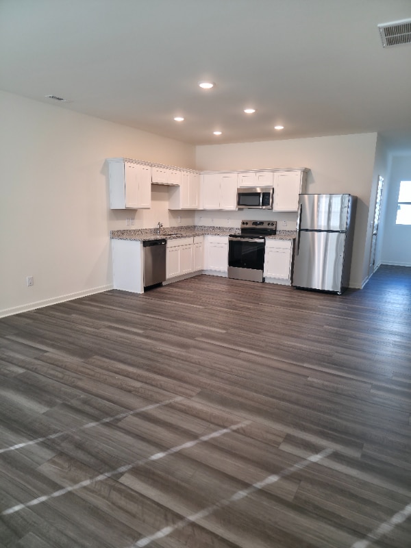 Photo - 2062 Gln Xing Dr