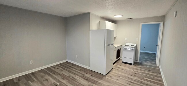 Photo - Century Square Apartments