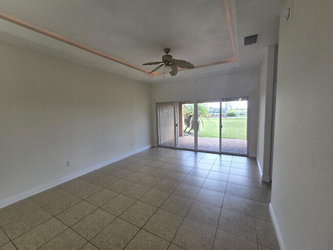 Photo - 1033 Coronado Ct