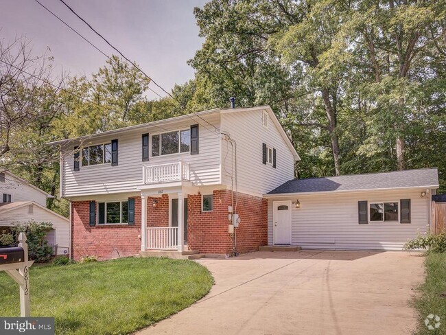 Building Photo - 6812 Landor Ln Rental