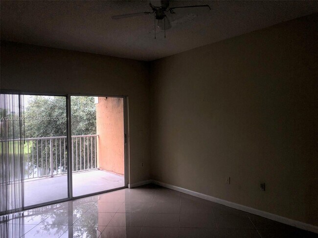 Photo - 6992 SW 39th St Unit I101