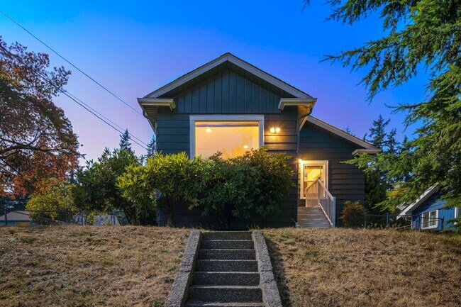 Photo - Updated 3-bedroom Bungalow