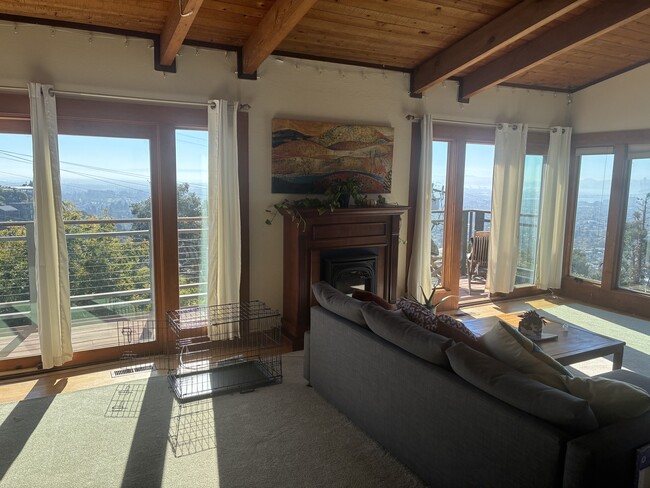 Photo - 365 Panoramic Way Unidad 365