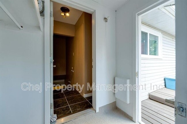 Photo - 14723-14787 87 Ave NW Unit B