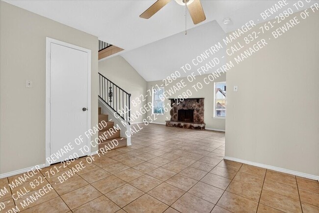 Photo - 2031 Towngate Dr