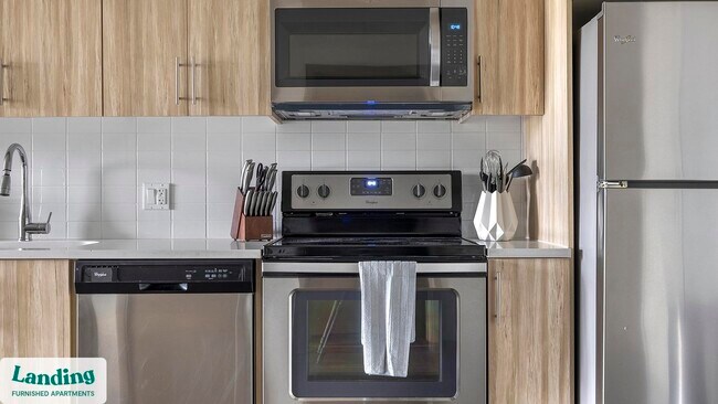 Photo - 1850 NW Front Ave Unit 417