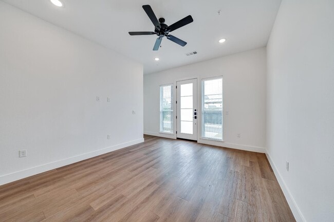 Photo - 1601 Mustang Dr