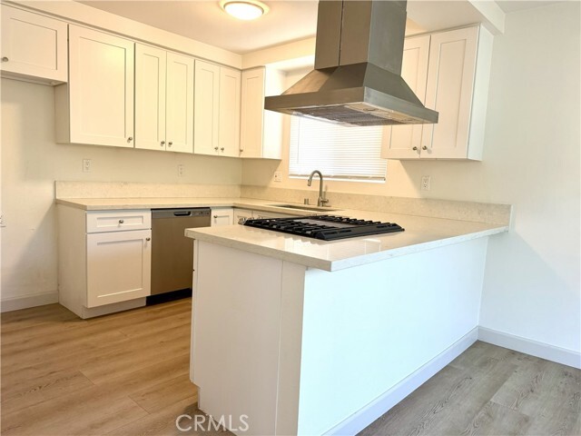 18221 Mandarin Ln Unidad D