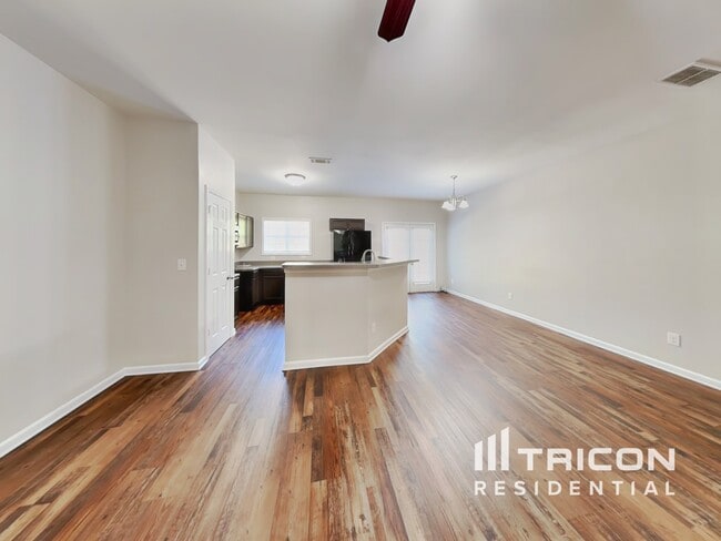 Photo - 258 White Mountain Pass