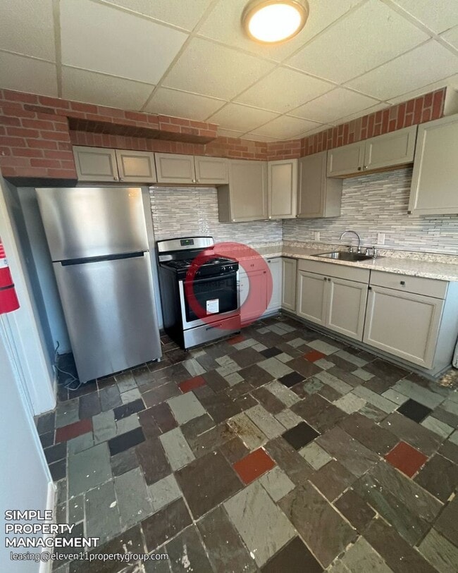 Building Photo - 1401 Muhlenberg St Unit 1403 Muhlenberg Street - Apt. 2