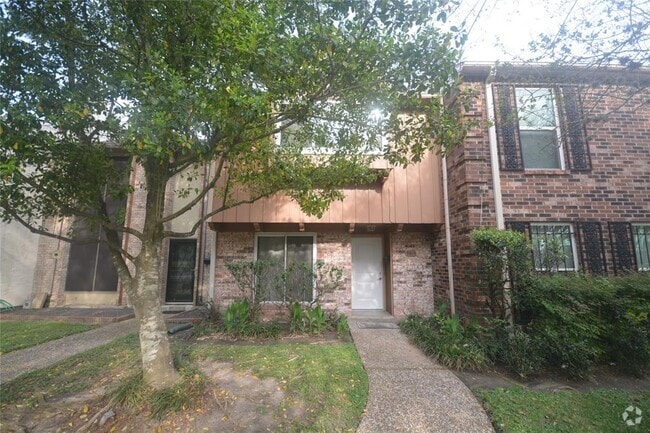 Building Photo - 9419 Fondren Rd Rental