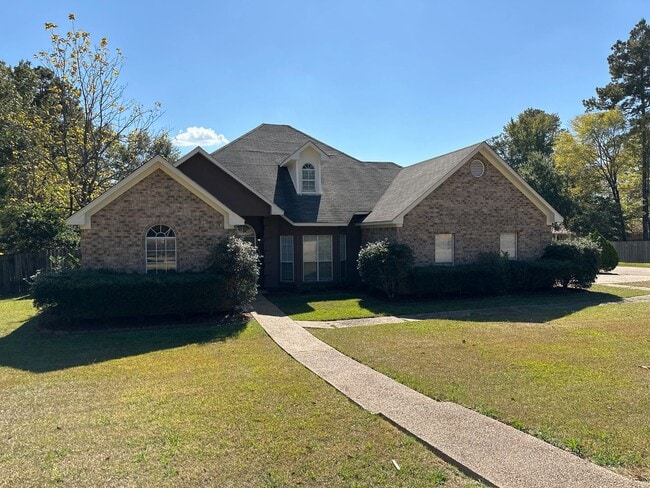Photo - 2206 Pinehaven Dr