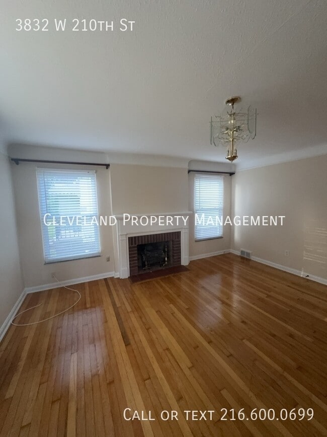 Photo - 3832 W 210th St