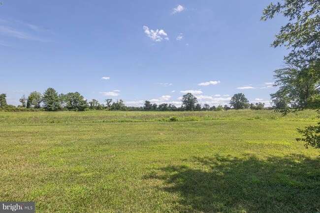 Photo - 6064 Saw Mill Rd