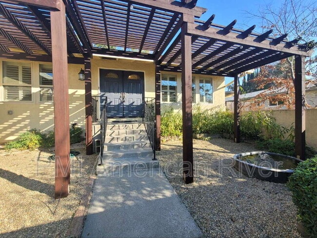 Photo - 7817 Palmyra Dr