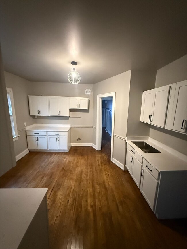 Building Photo - 1450 N 48th St Unit 1450