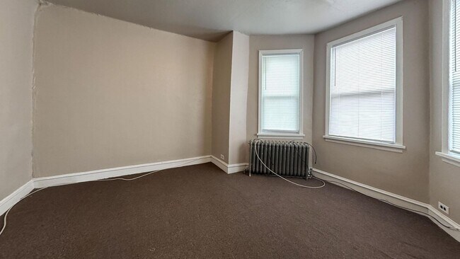 Photo - 3BR Philadelphia Rowhome with Spacious Living Areas