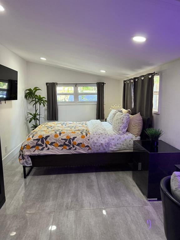 Photo - 5737 Freedom St