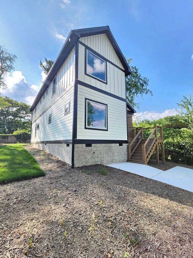 Photo - Asheville Rental!