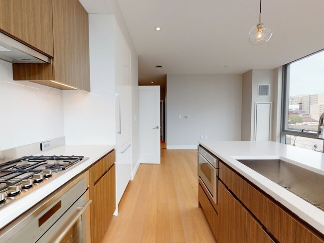 Photo - 42 Dwight St Unit 1