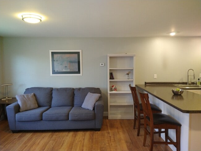 Photo - 75 Chapman Dr Unidad In-law Suite
