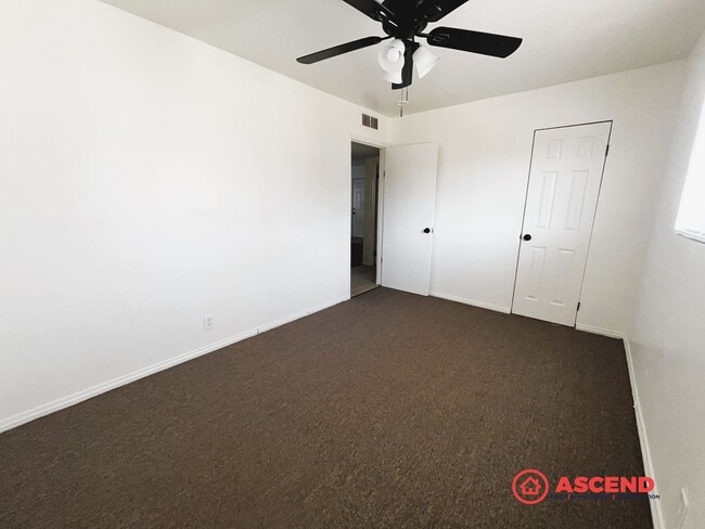 Photo - 1802 Forrest St Unit 1802 1/2 Forrest Ave