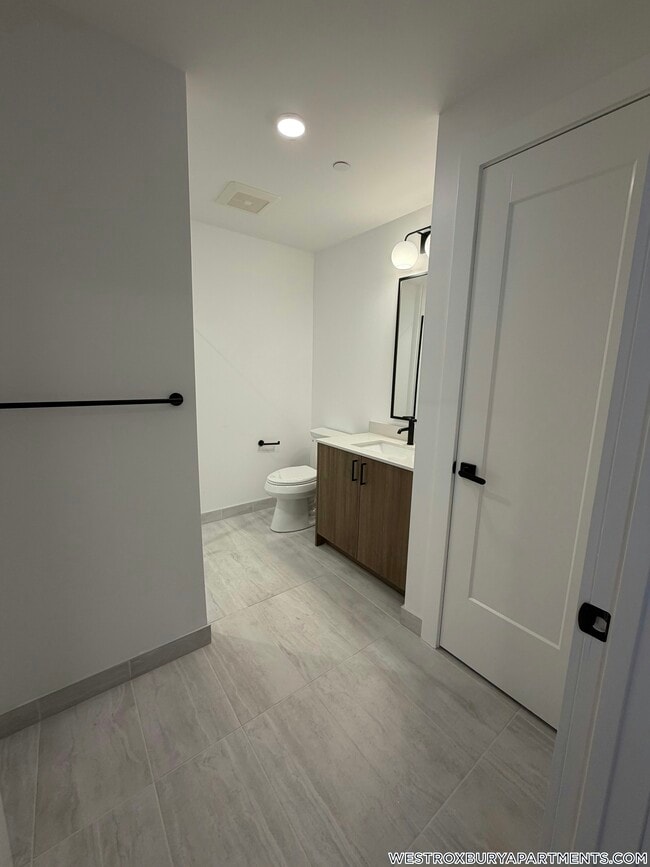 199 Gardner St Unit 411