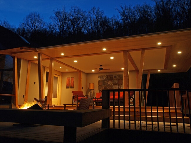 Photo - 100 Crab Apple Ln