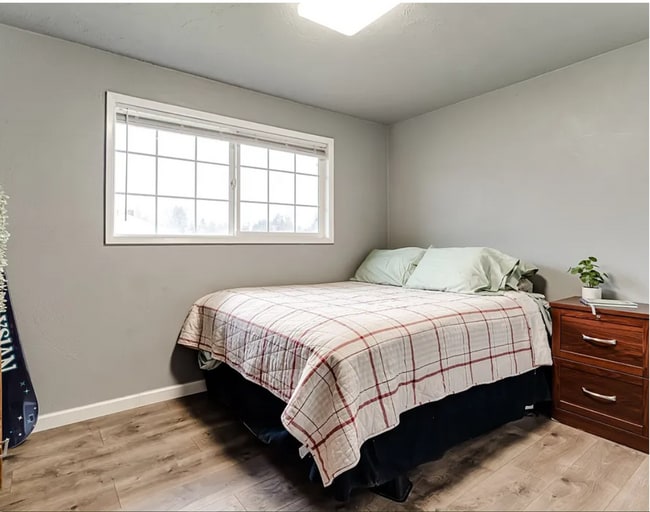 Photo - $500 OFF Move in Costs!!