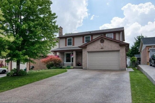 Building Photo - 15 Goundry Cres