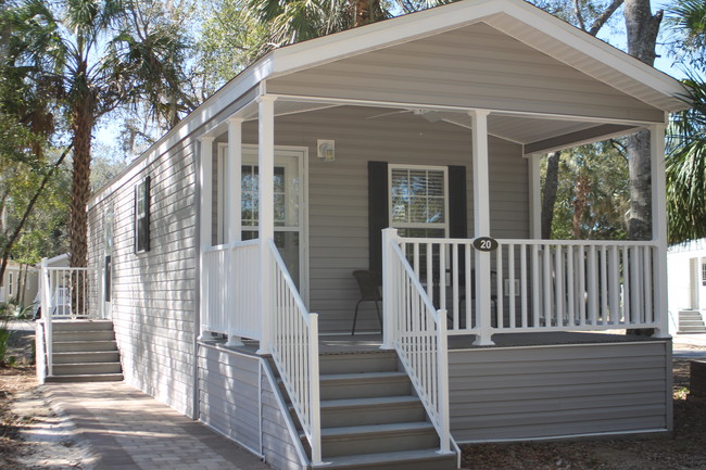 Exterior Rental Unit - Rock Crusher Canyon Apartments