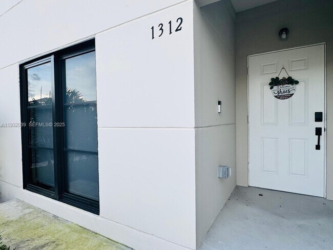 Photo - 1312 NW 3rd St