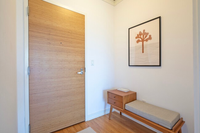 Photo - 1570 Elmwood Ave Unit 607
