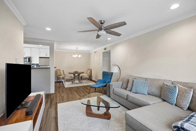 Photo - 1311 Antoine Dr Unidad 178