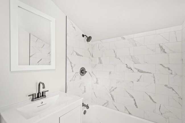 Photo - Stunning 2 bedroom home in Mt. Washington available May 1!