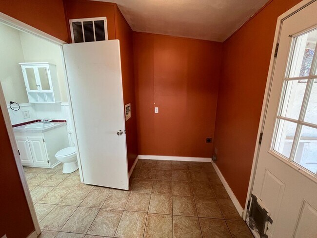 Photo - Country 3-bdr/2-bath with huge yard in Crooked River Ranch!