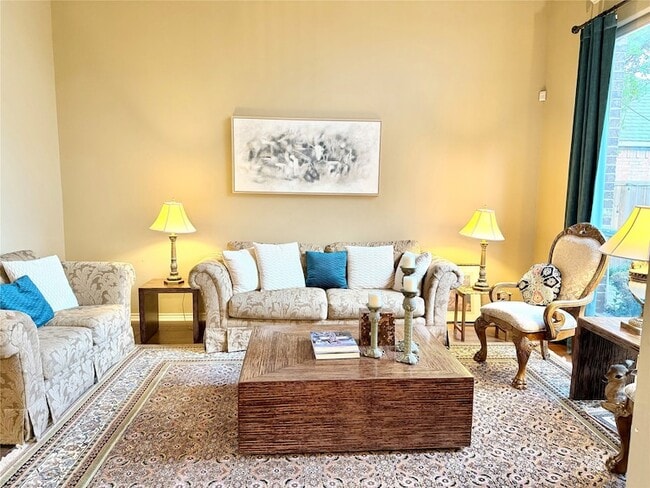 Photo - 1327 Barrington Dr